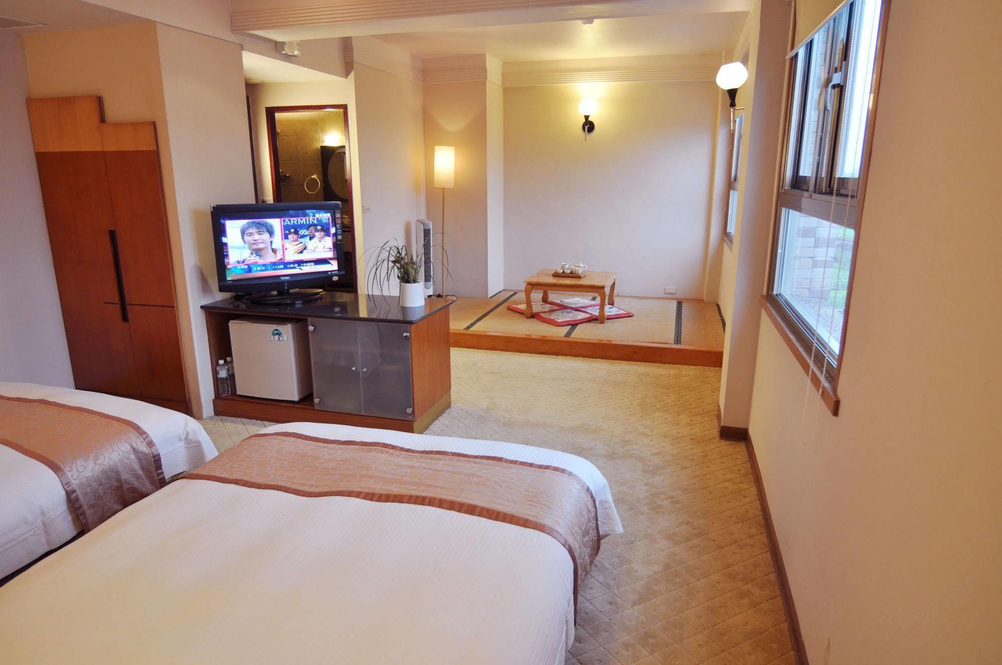 ג'יאושי Tian Long Hotel מראה חיצוני תמונה